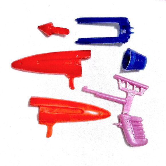 5 Vintage 1960s Puzzle Keychain Gumball Vending Machine Toys - Picture 7 of 10